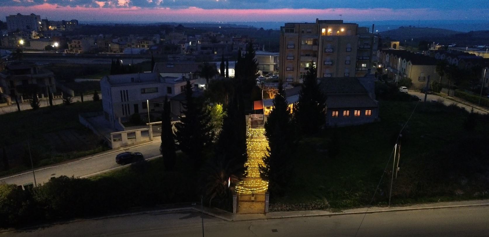 La scalinata illuminata