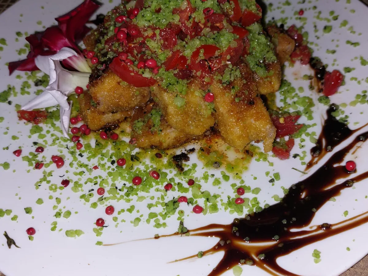 Secondo in crosta con granella di pistacchio e glassa